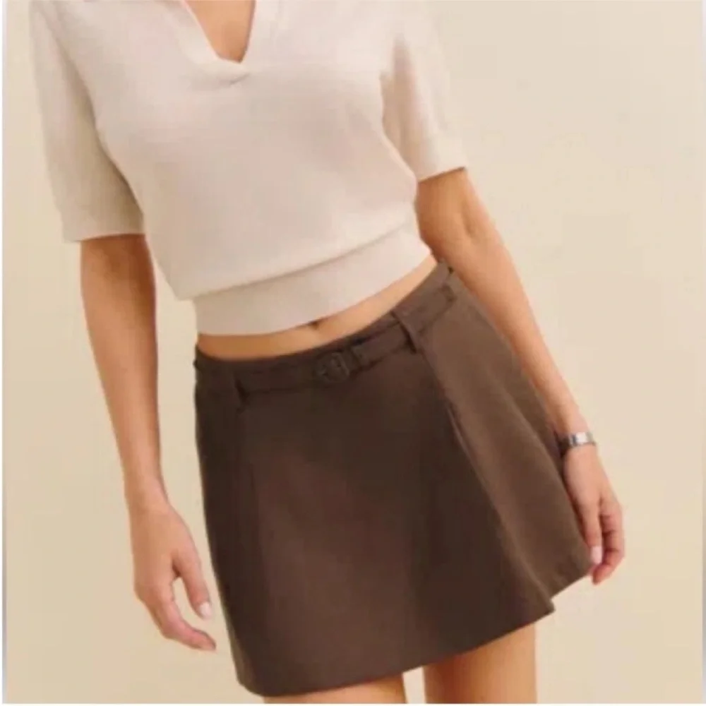 NWT • Reformation Rory Linen Skirt in Chocolate Cake - Picture 2 of 6